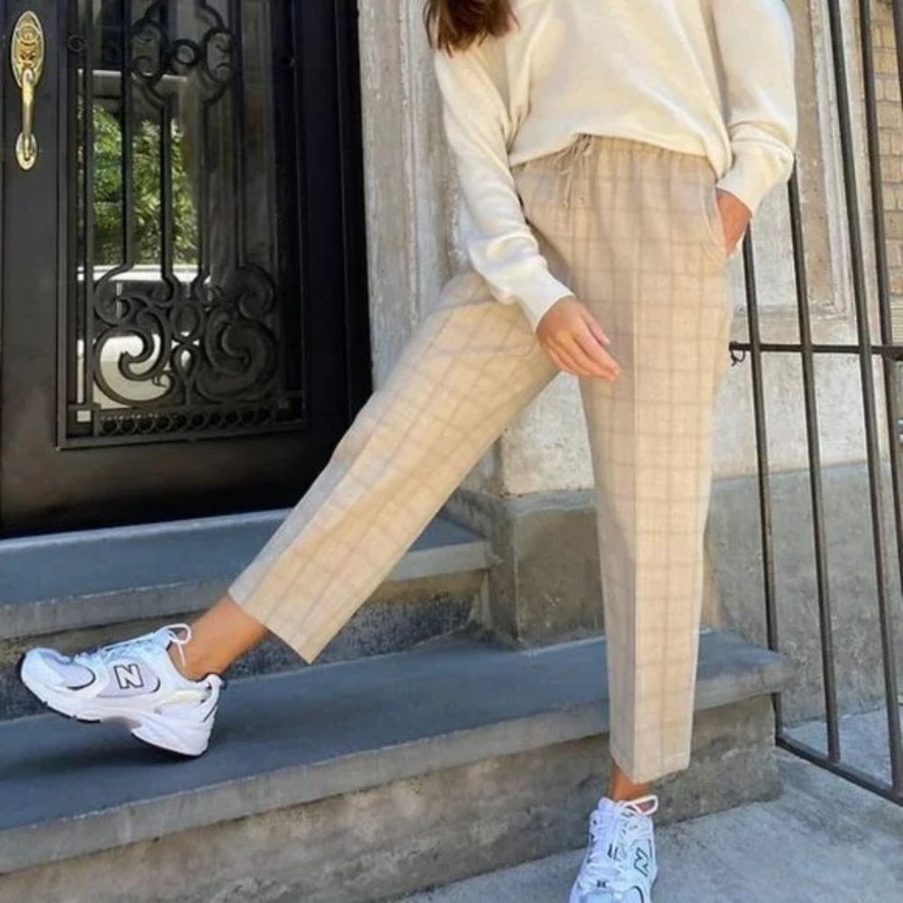 Aritzia The Group by Babaton Jimmy Pant, Plaid Grid size M